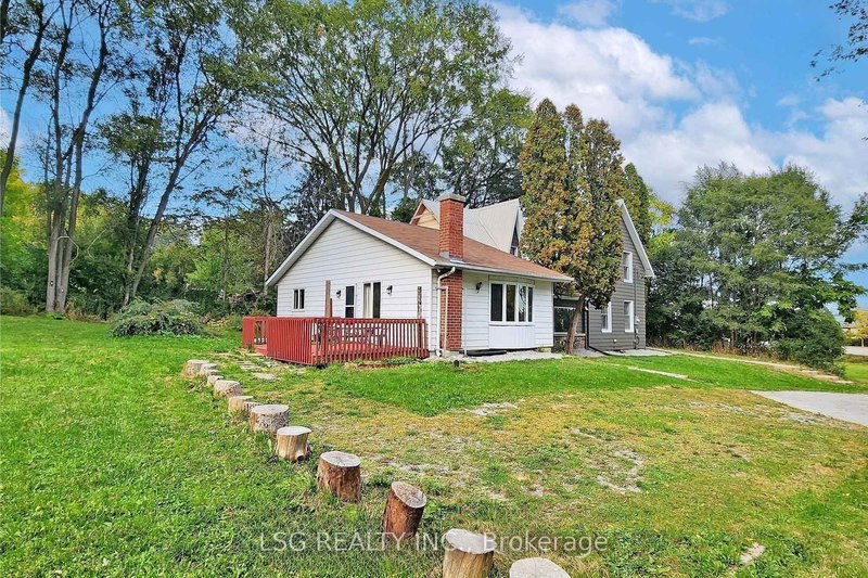 Main - 754 The Queensway S, Georgina, L4P 4C9 | Image 3