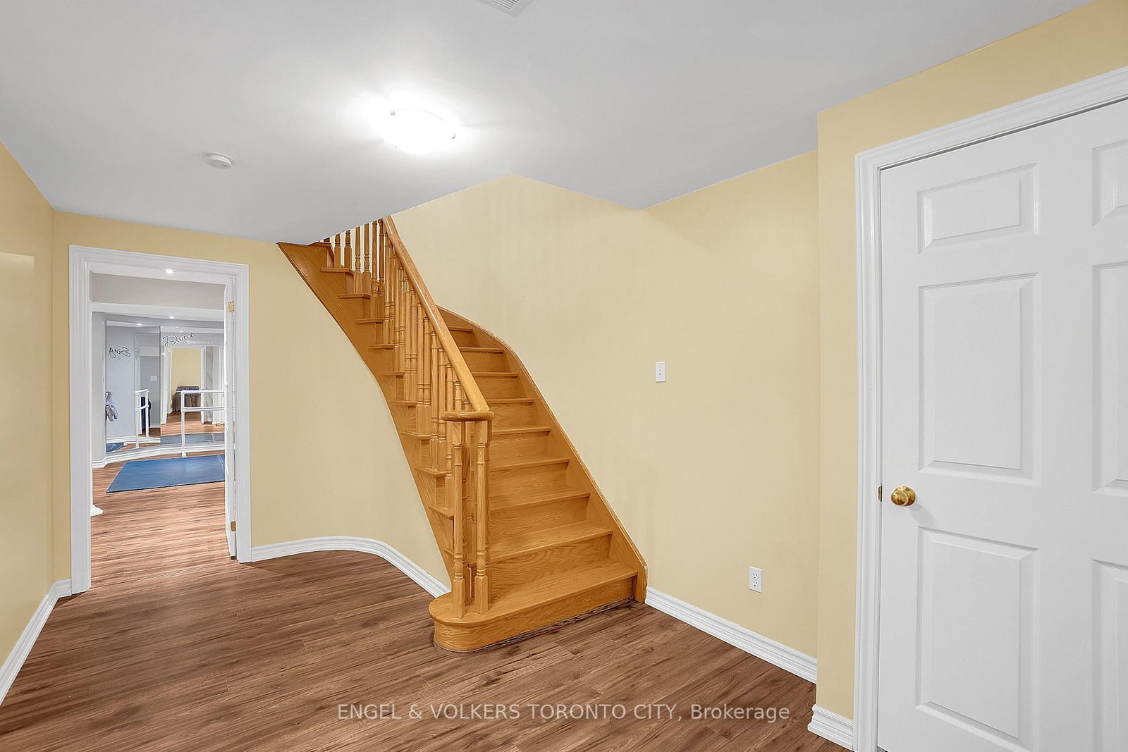 Detached House for sale at 24 Timber Valley Avenue, Richmond Hill, Ontario, L4E 3S6 - Oak Ridges - MLS: N12946764