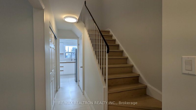 Upper - 69 Bedale Cres, Markham, L3R 3N8 | Image 3