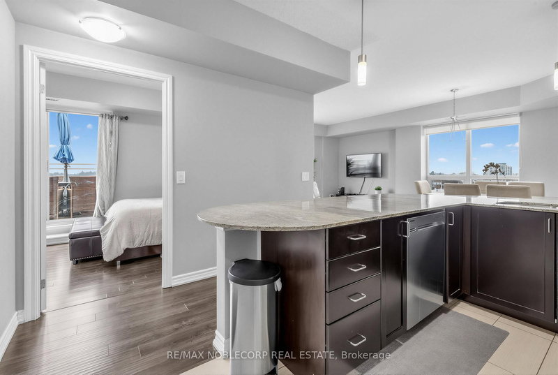 610 - 7730 Kipling Ave, Vaughan, L4L 1Y9 | Image 3