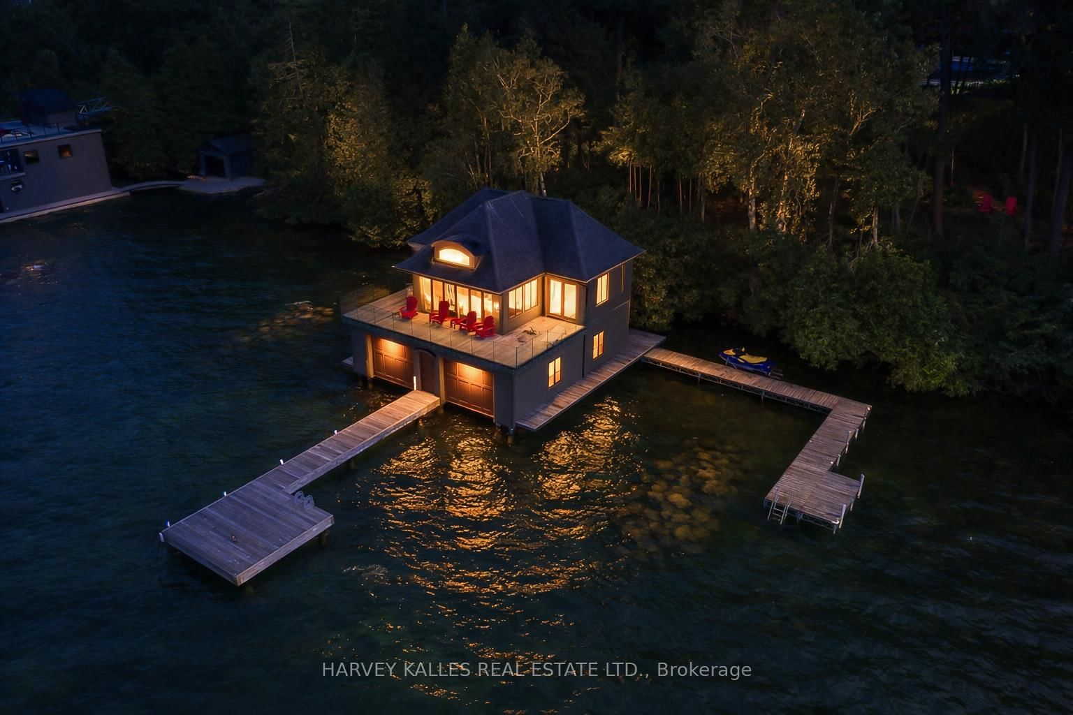 Listing Image 4