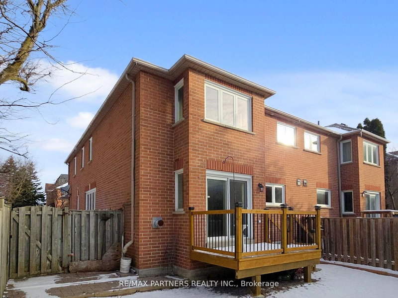 #27 - 50 Rubin St, Richmond Hill, L4B 3L5 | Image 2