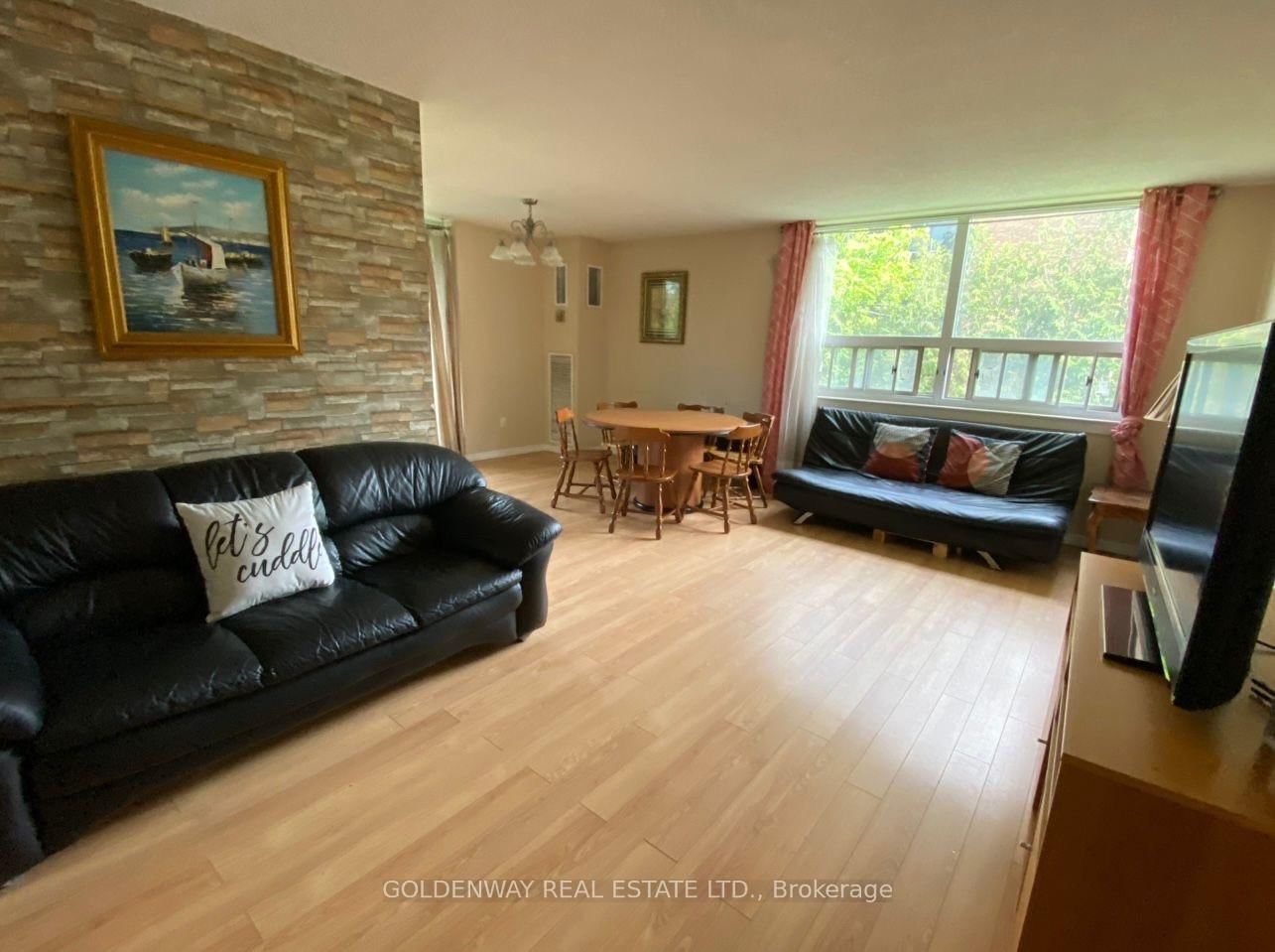 7451 Yonge Street, Unit 202 - Photo 6