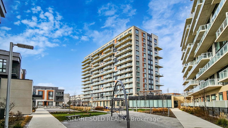 626 - 2 David Eyer Rd, Richmond Hill, L4S 0N6 | Image 2