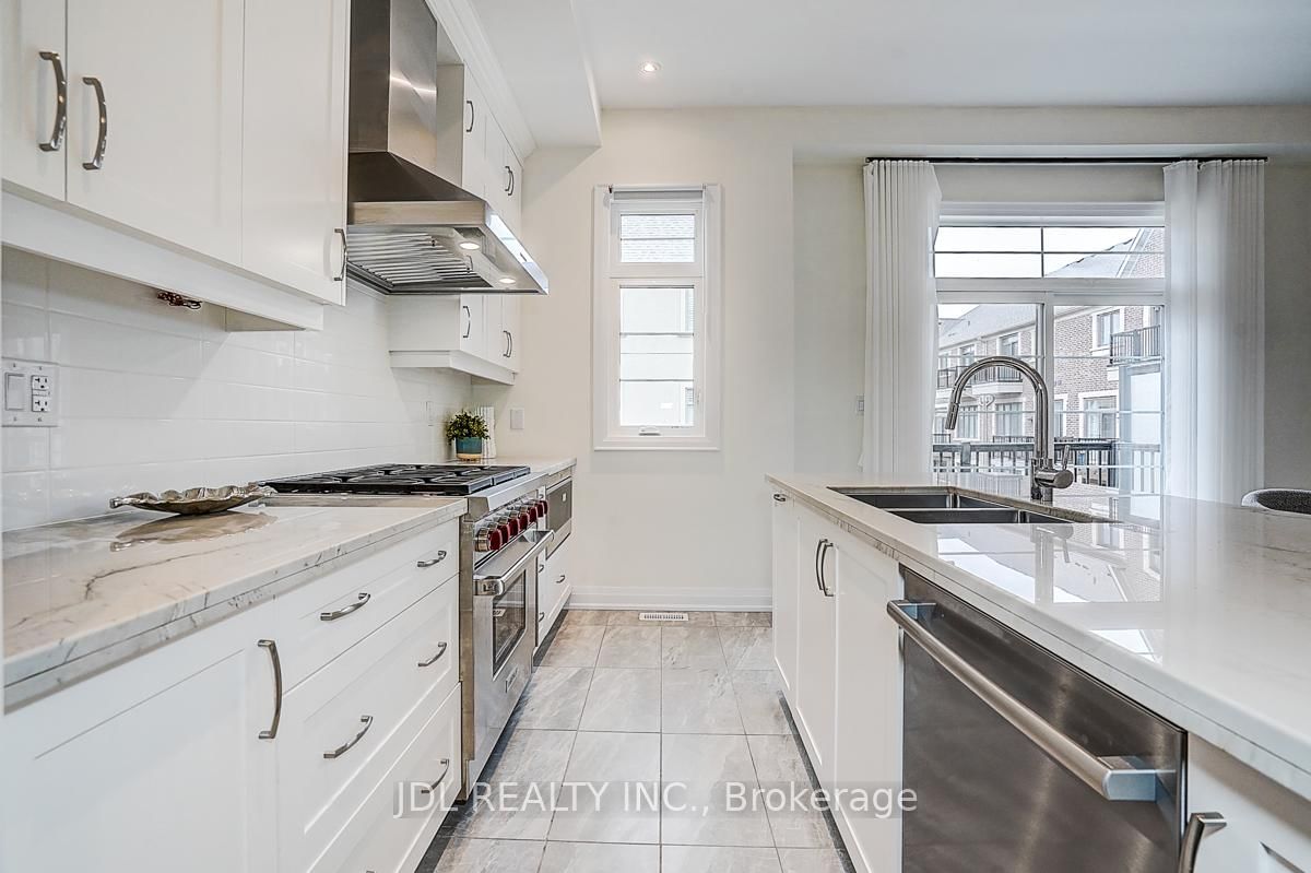 Townhouse for sale at 4199 Major Mackenzie Drive, Markham, Ontario, L6C 3L5 - Angus Glen - MLS: N12948840