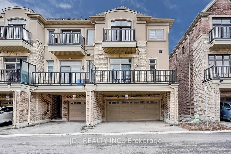 4199 Major Mackenzie Dr E, Markham, L6C 3L5 | Image 3