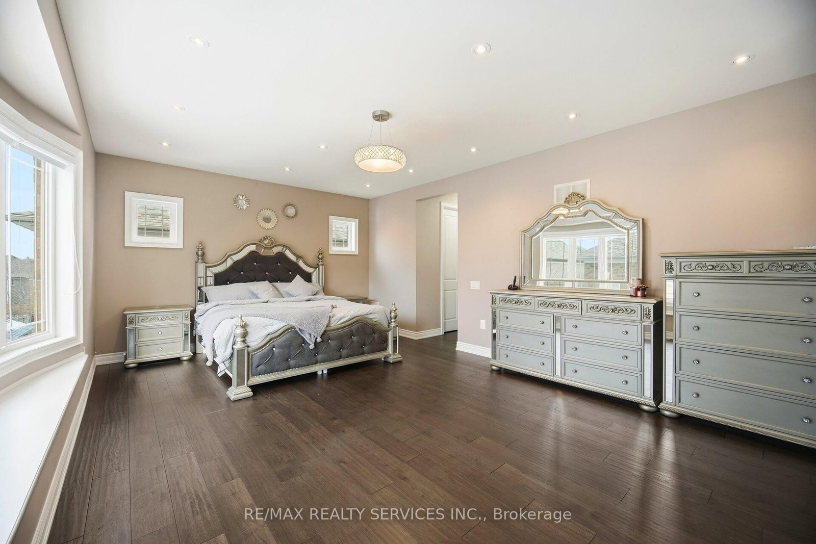 Detached House for sale at 36 West Coast Trail, King, Ontario, L7B 0A4 - Nobleton - MLS: N12949452