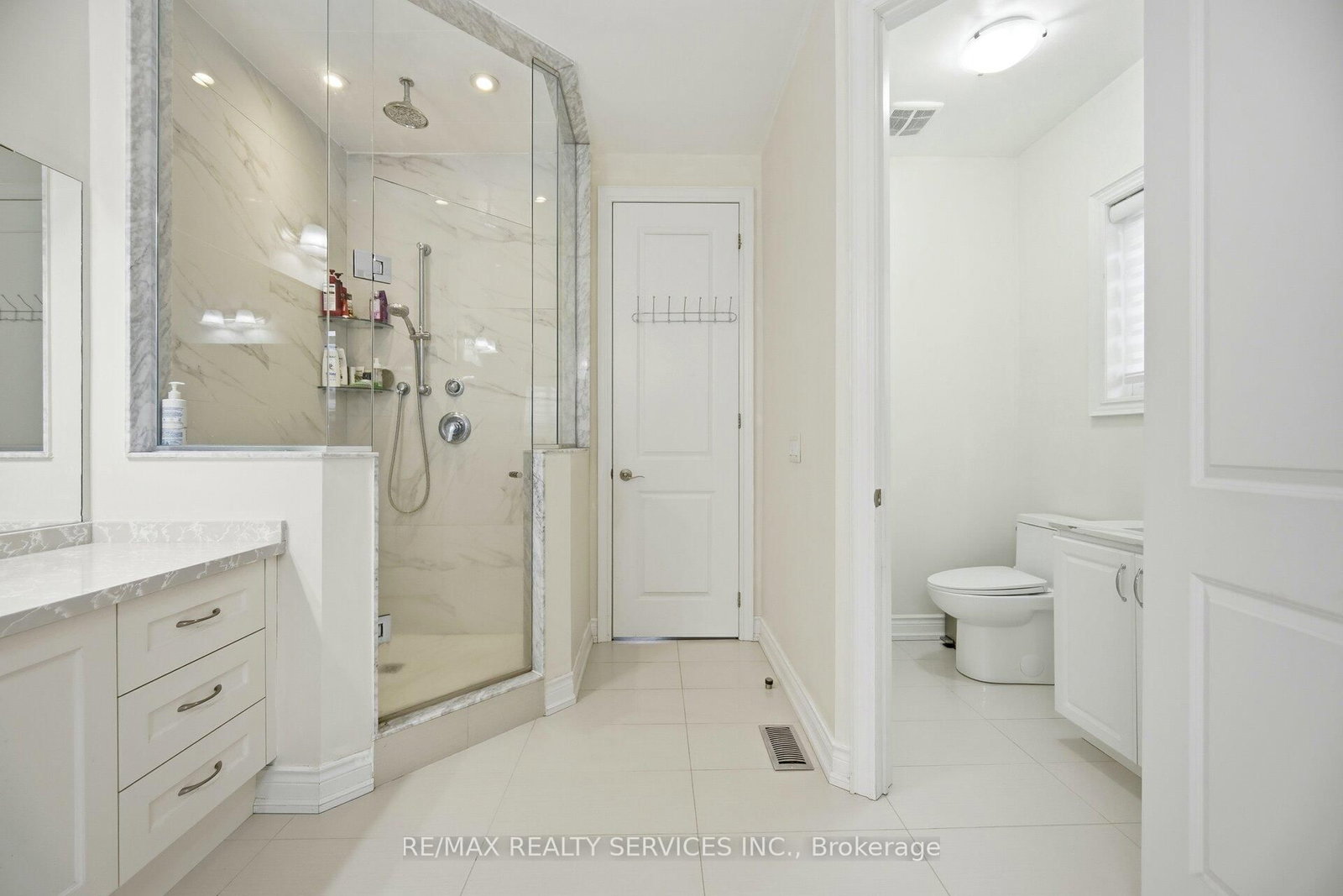 Detached House for sale at 36 West Coast Trail, King, Ontario, L7B 0A4 - Nobleton - MLS: N12949452