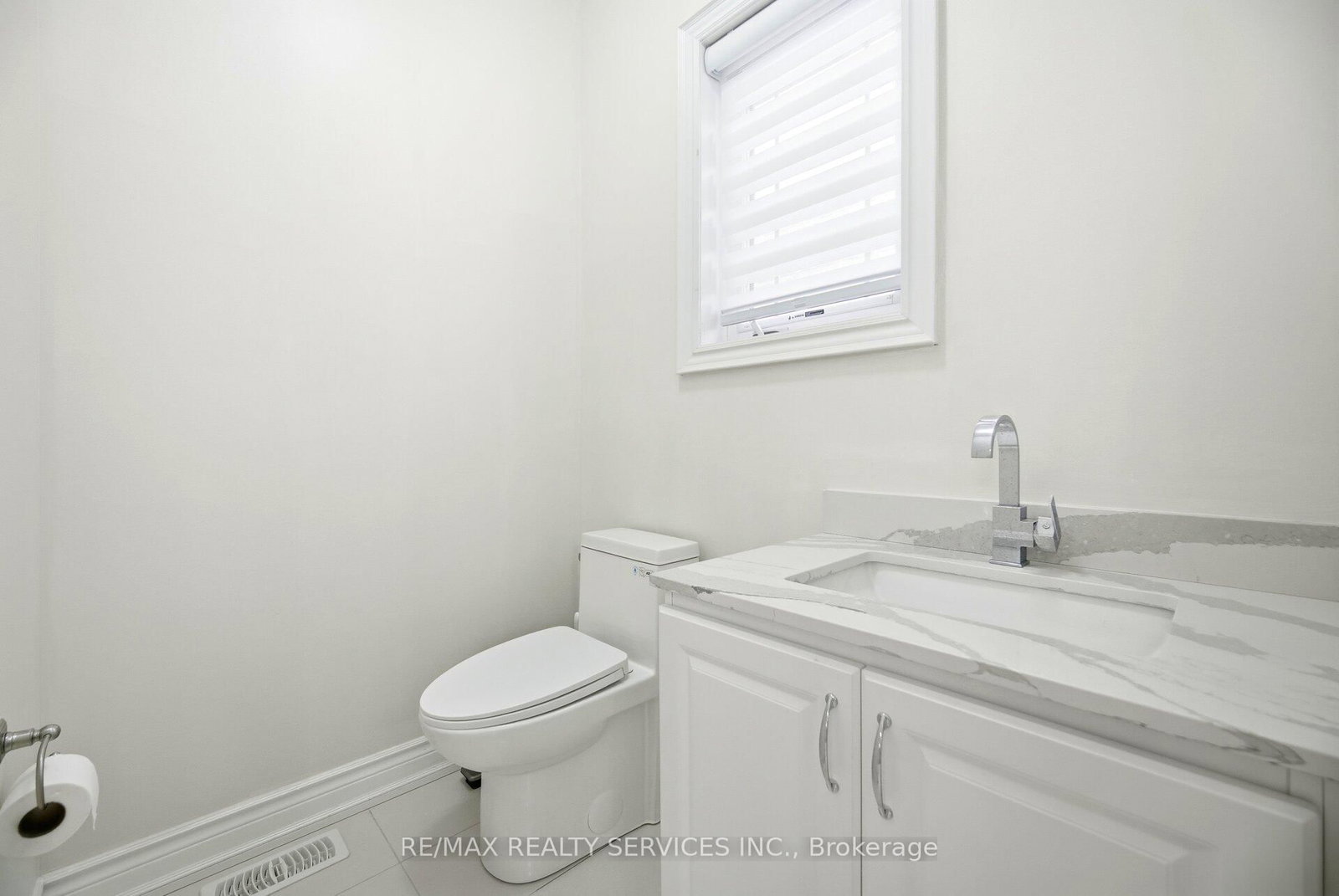 Detached House for sale at 36 West Coast Trail, King, Ontario, L7B 0A4 - Nobleton - MLS: N12949452