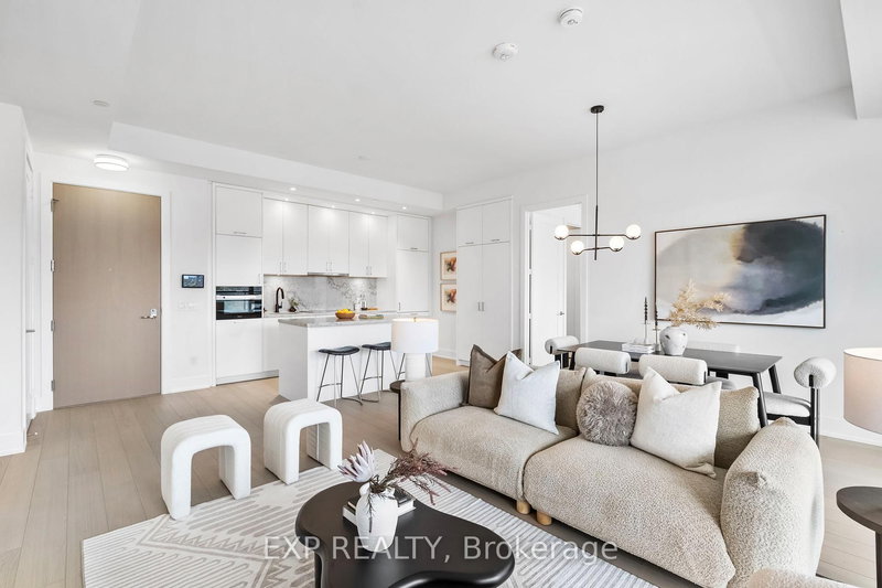 301 - 397 Royal Orchard Blvd, Markham, L3T 0H3 | Image 2