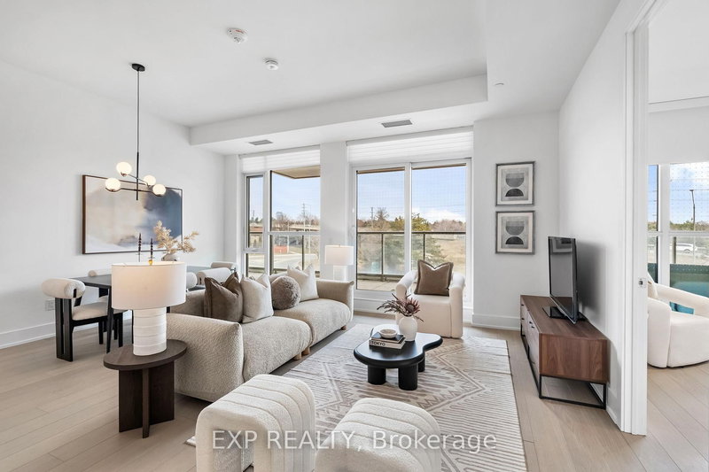 301 - 397 Royal Orchard Blvd, Markham, L3T 0H3 | Image 3