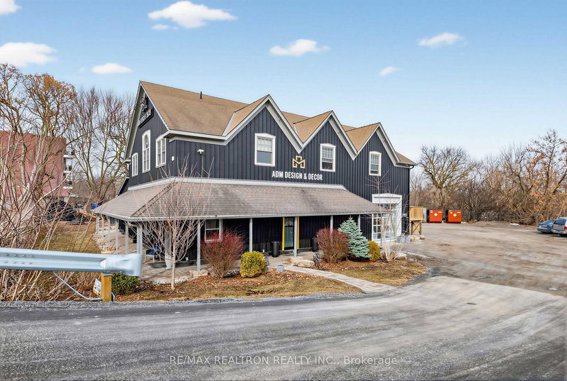 505 Queen St, Newmarket, L3Y 2H3 | Image 2