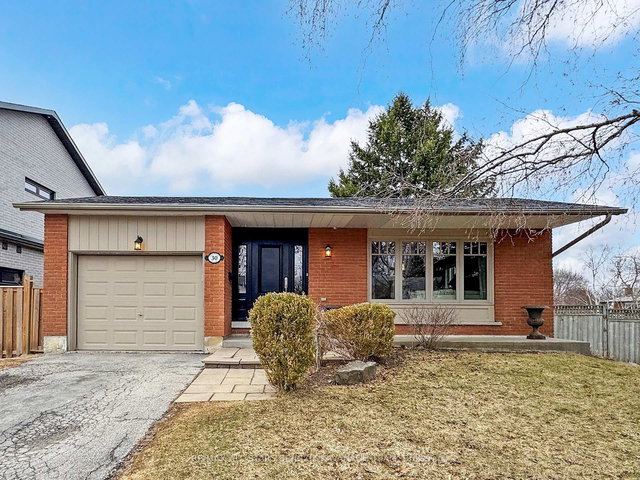 30 Sir Caradoc Place