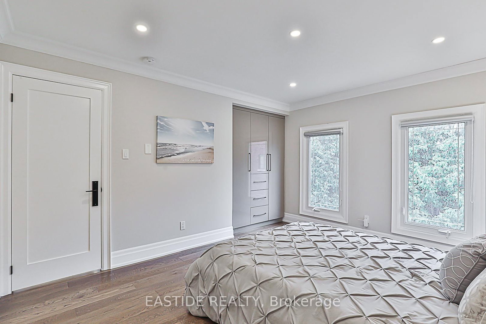 Detached House for sale at 11 Gatcombe Circle, Richmond Hill, Ontario, L4C 9P4 - Mill Pond - MLS: N12950808