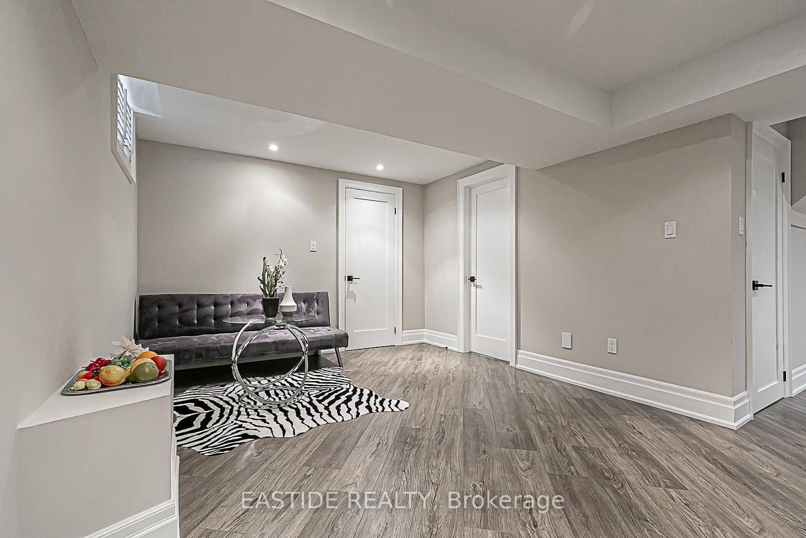 Detached House for sale at 11 Gatcombe Circle, Richmond Hill, Ontario, L4C 9P4 - Mill Pond - MLS: N12950808