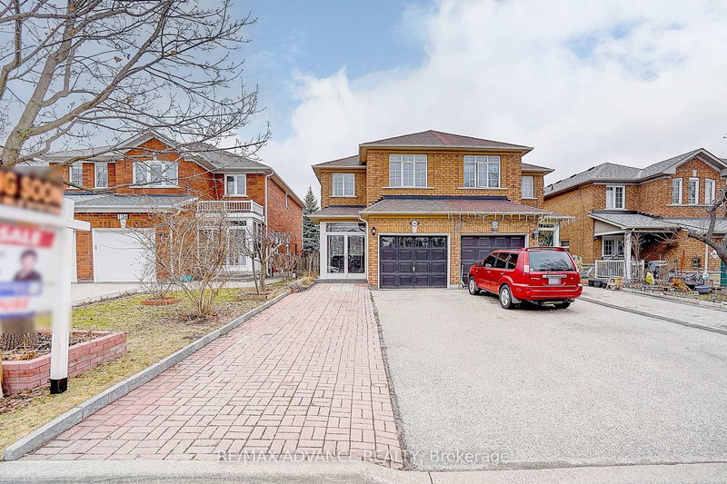 140 Vanguard Rd, Vaughan, L4K 5G8 | Image 2