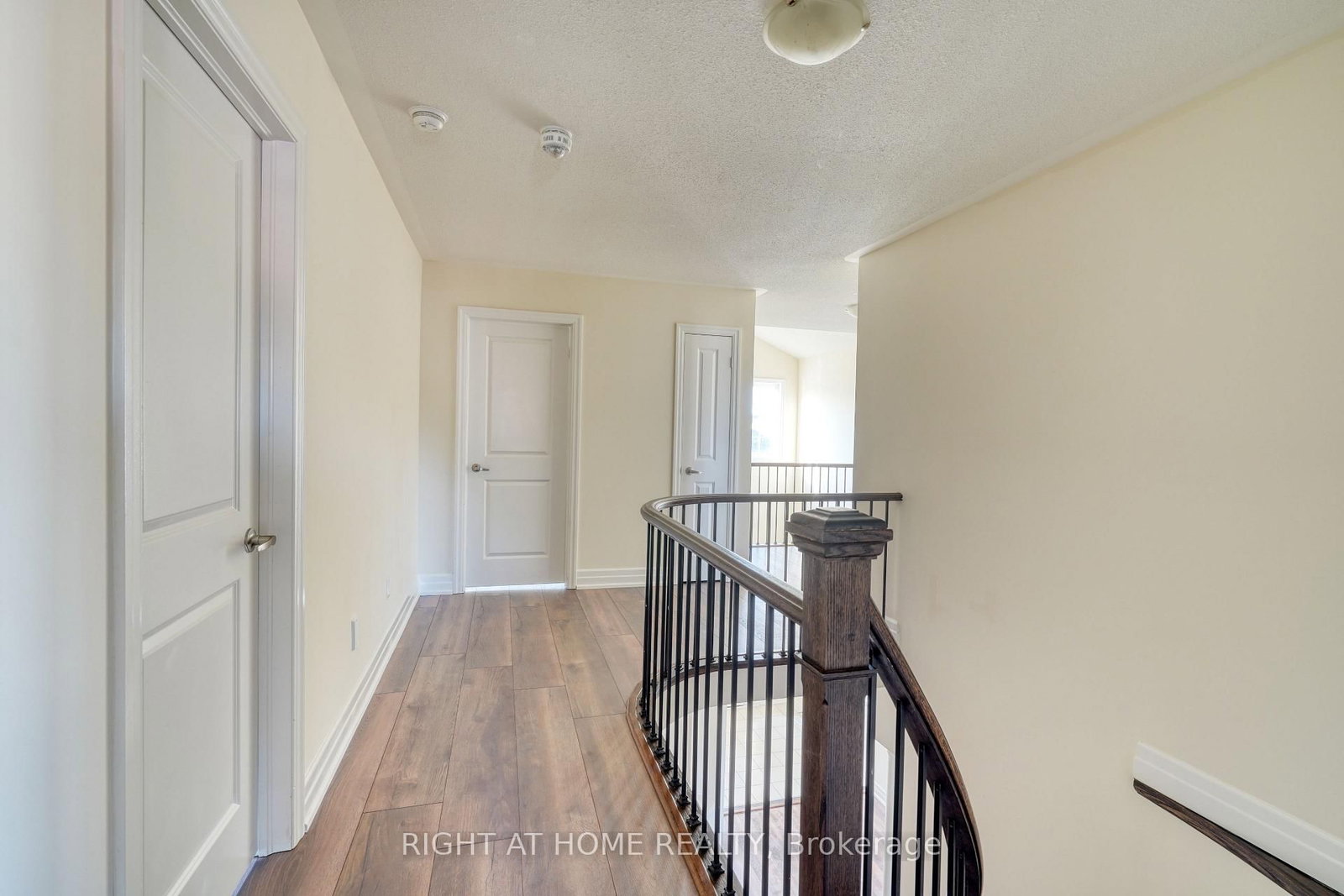 Detached House for sale at 17 Mercury Avenue, Georgina, Ontario, L4P 0H1 - Keswick South - MLS: N12951050