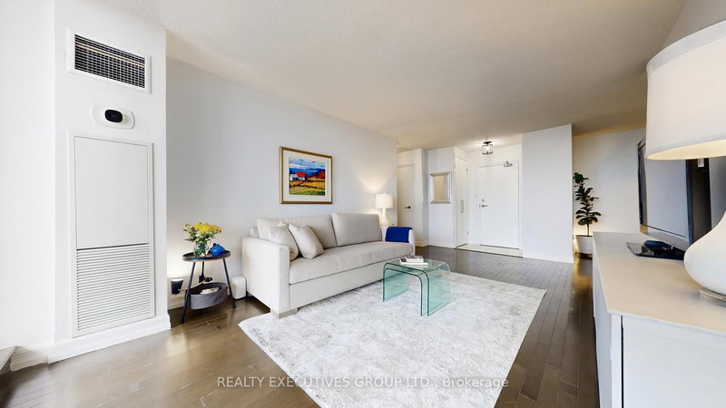 1106 - 7811 Yonge St, Markham, L3T 4S3 | Image 3