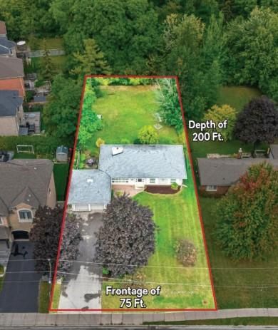 22 Poplar Drive • Richmond Hill, ON photo 4