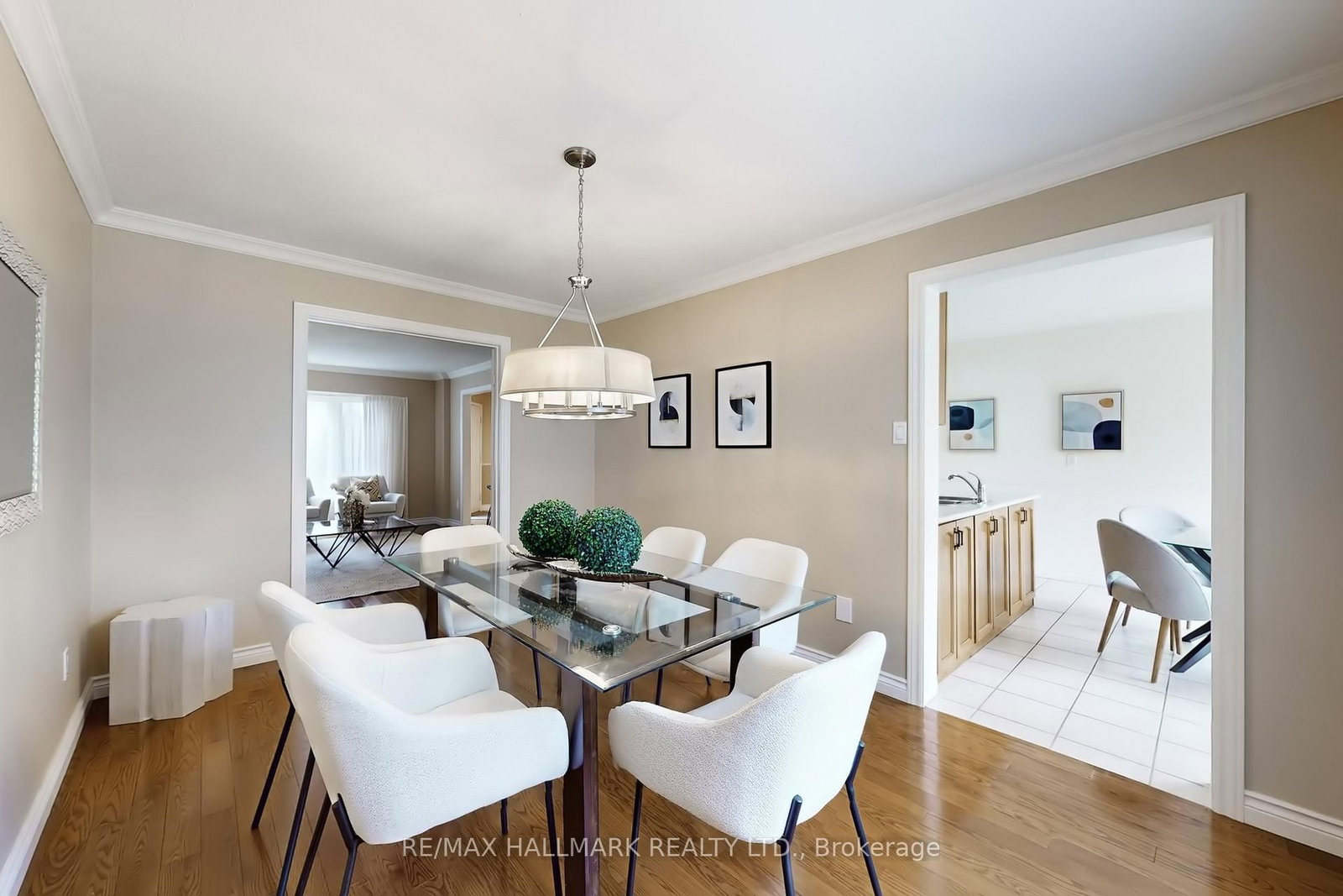 Detached House for sale at 69 Dunbarton Court, Richmond Hill, Ontario, L4C 8E9 - Harding - MLS: N12951676