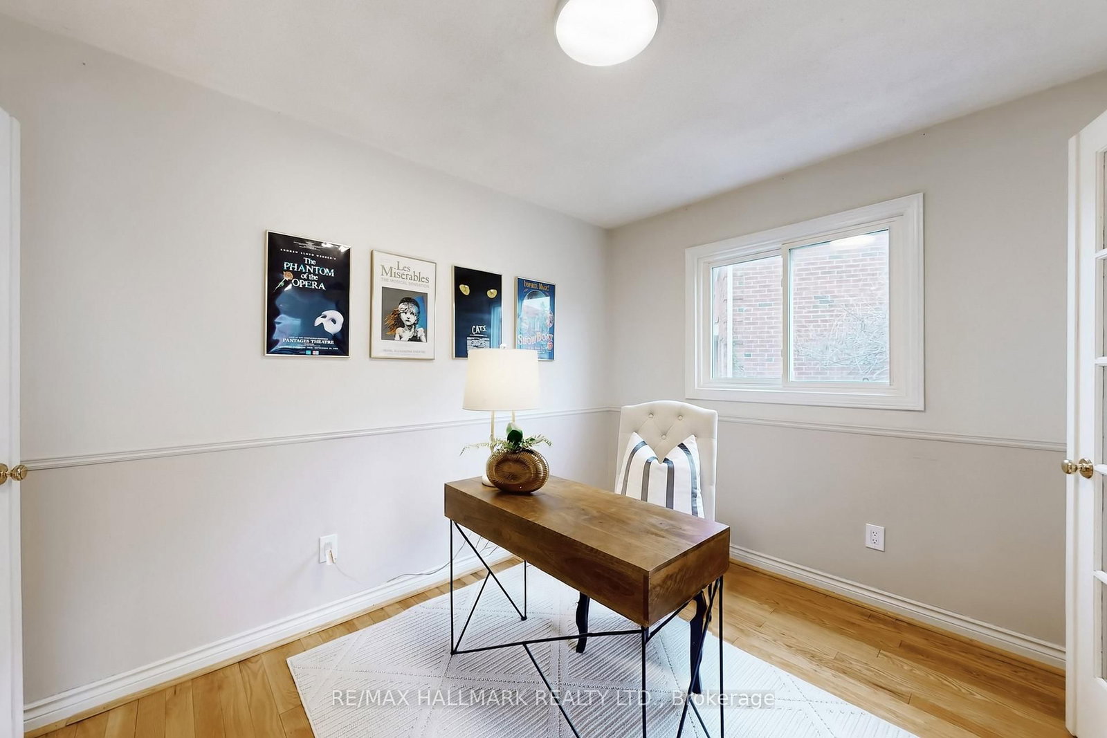 Detached House for sale at 69 Dunbarton Court, Richmond Hill, Ontario, L4C 8E9 - Harding - MLS: N12951676