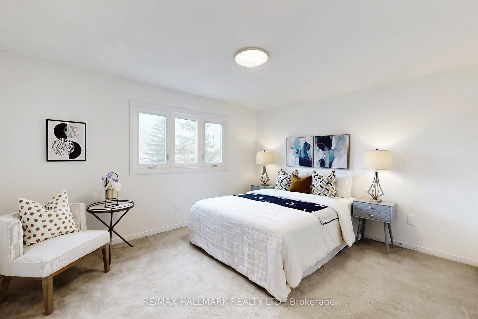 Detached House for sale at 69 Dunbarton Court, Richmond Hill, Ontario, L4C 8E9 - Harding - MLS: N12951676