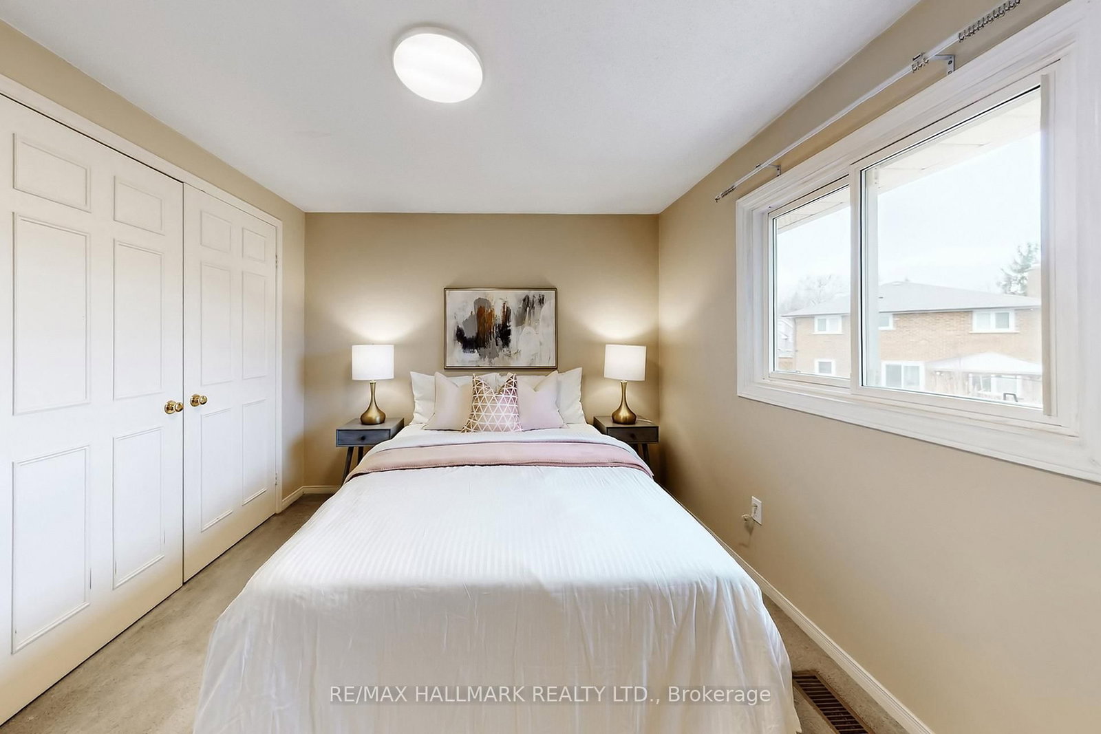 Detached House for sale at 69 Dunbarton Court, Richmond Hill, Ontario, L4C 8E9 - Harding - MLS: N12951676