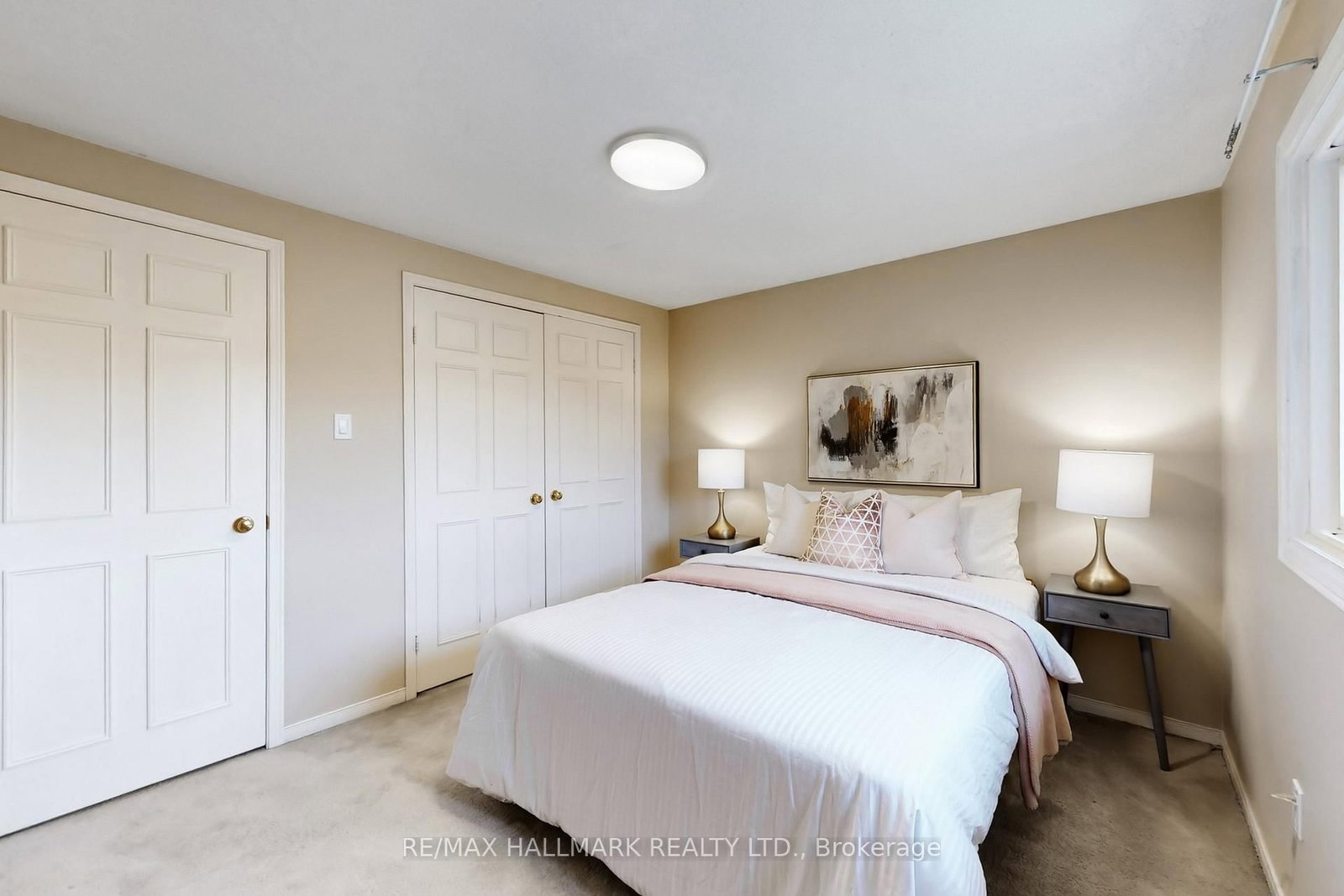 Detached House for sale at 69 Dunbarton Court, Richmond Hill, Ontario, L4C 8E9 - Harding - MLS: N12951676