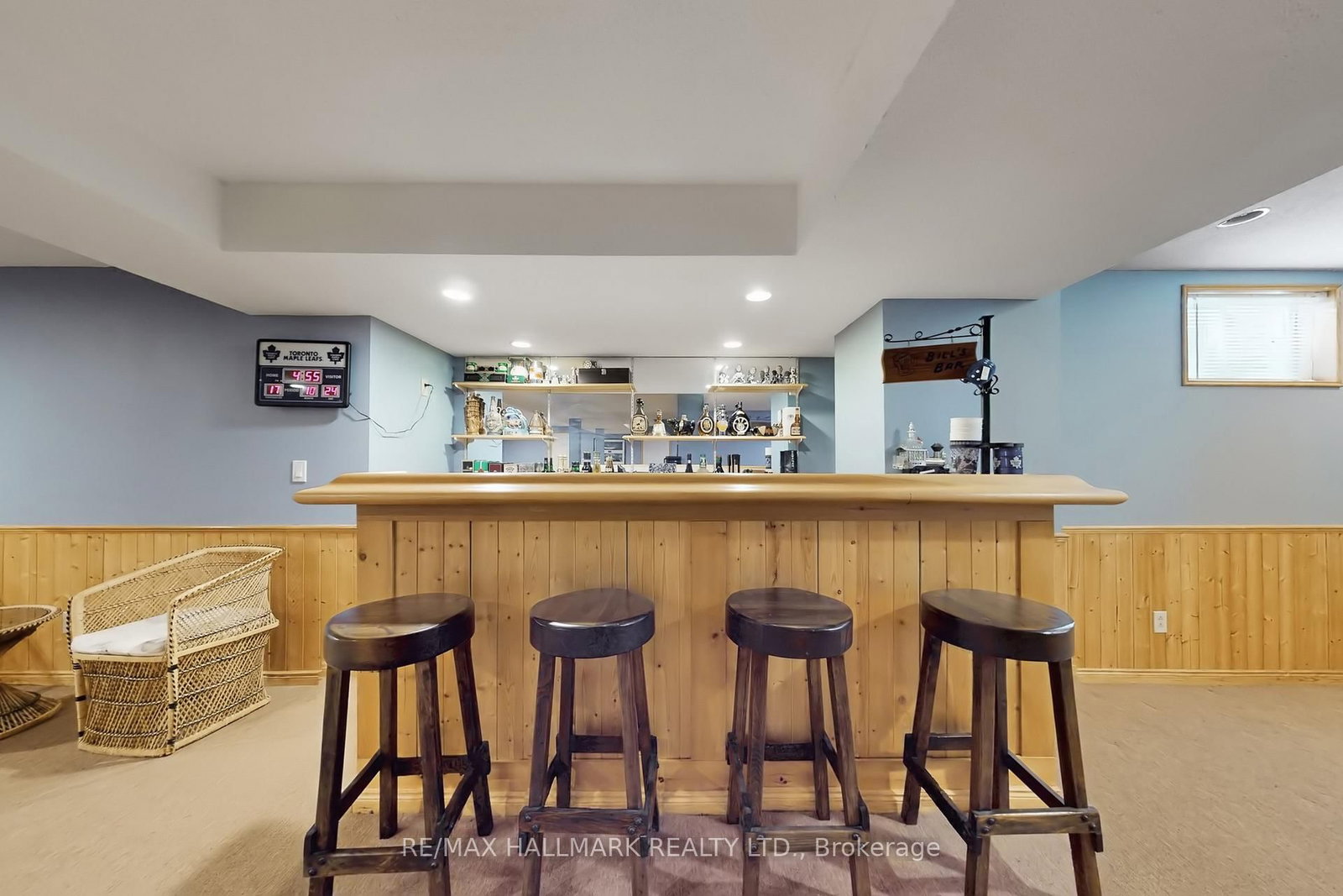 Detached House for sale at 69 Dunbarton Court, Richmond Hill, Ontario, L4C 8E9 - Harding - MLS: N12951676