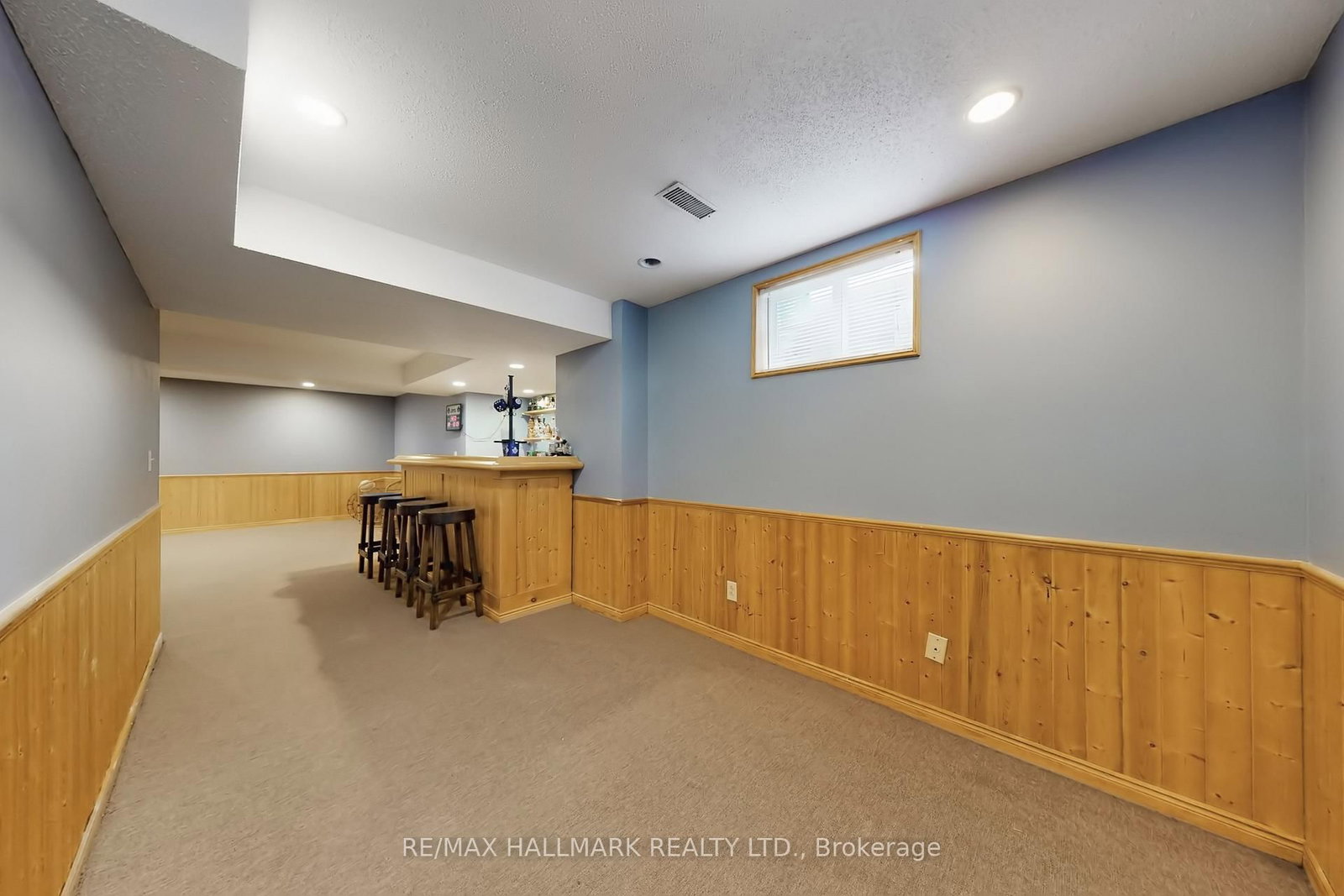 Detached House for sale at 69 Dunbarton Court, Richmond Hill, Ontario, L4C 8E9 - Harding - MLS: N12951676