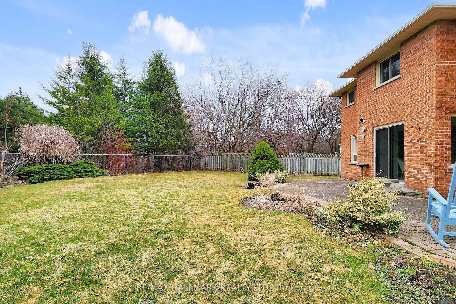 Detached House for sale at 69 Dunbarton Court, Richmond Hill, Ontario, L4C 8E9 - Harding - MLS: N12951676