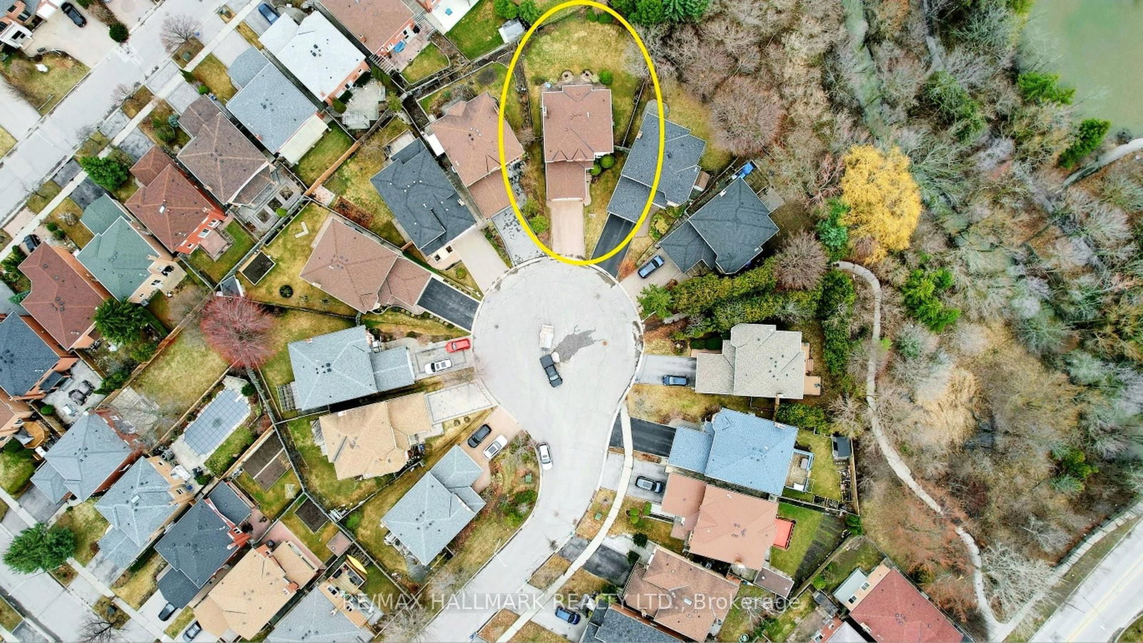 Detached House for sale at 69 Dunbarton Court, Richmond Hill, Ontario, L4C 8E9 - Harding - MLS: N12951676