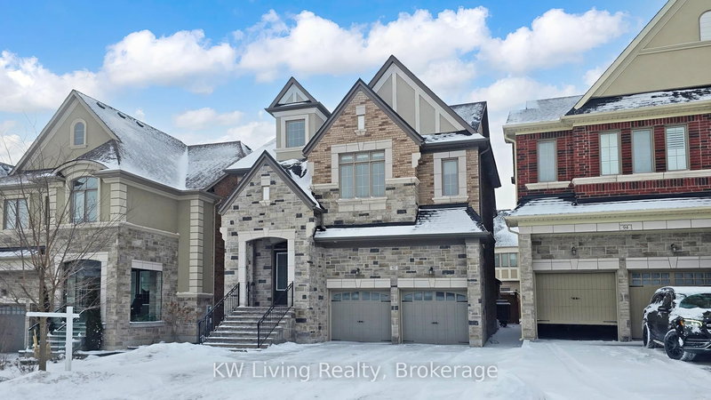 92 Giardina Cres N, Richmond Hill, L4B 0G1 | Image 2