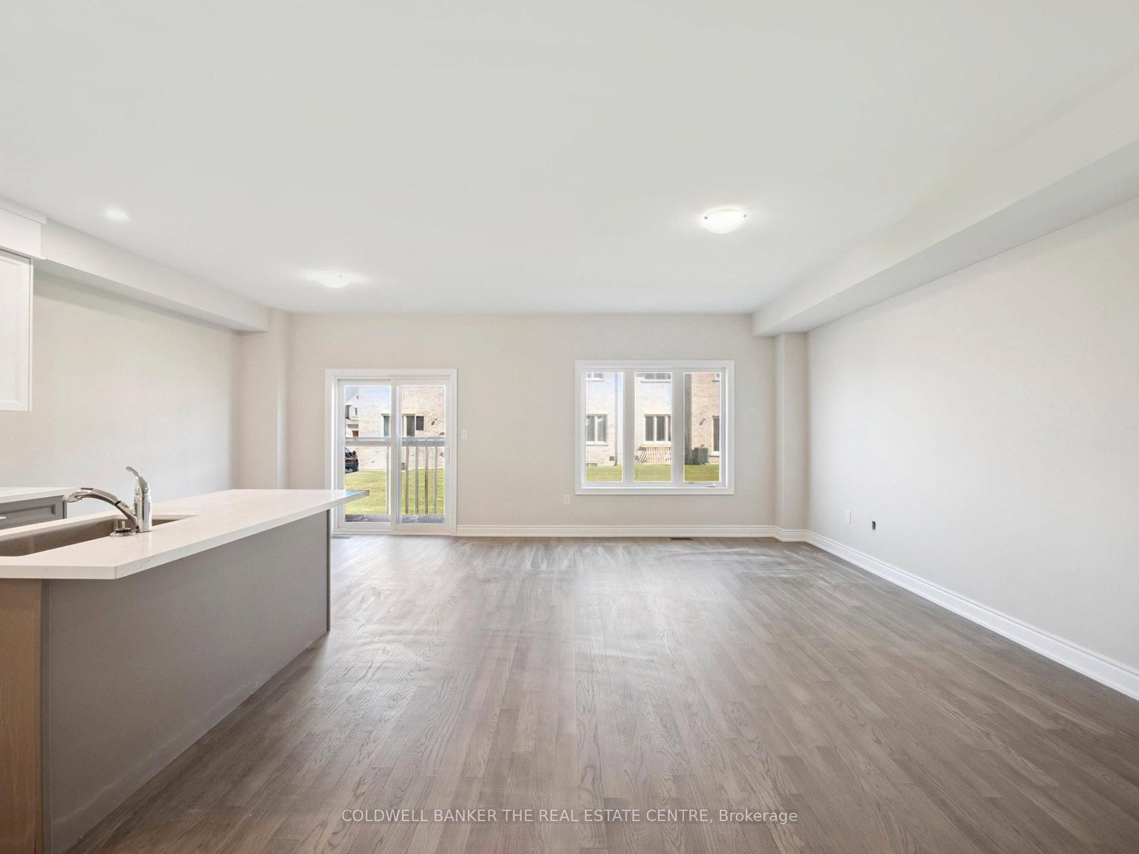13 Hildred Cushing Way • Uxbridge, ON photo 9