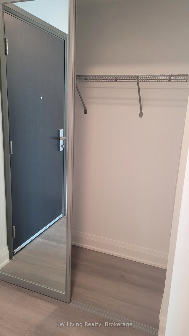 4206 - 8 Water Walk Drive