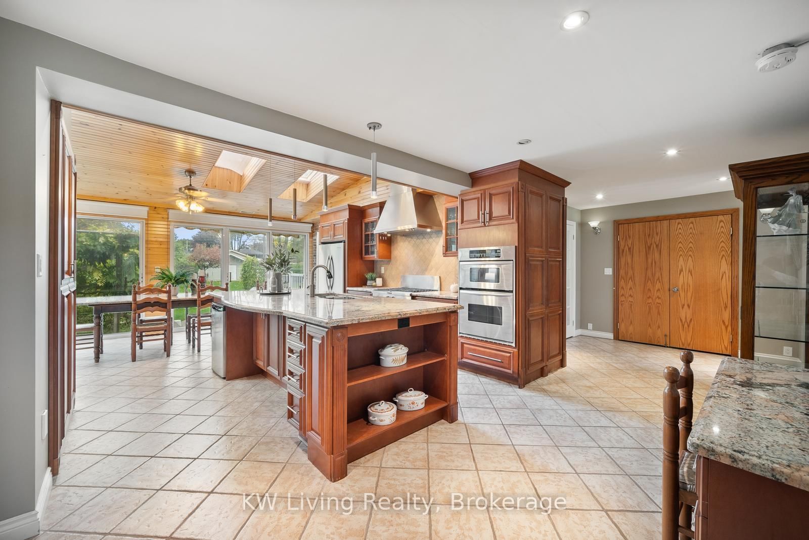 55 Hillside Avenue