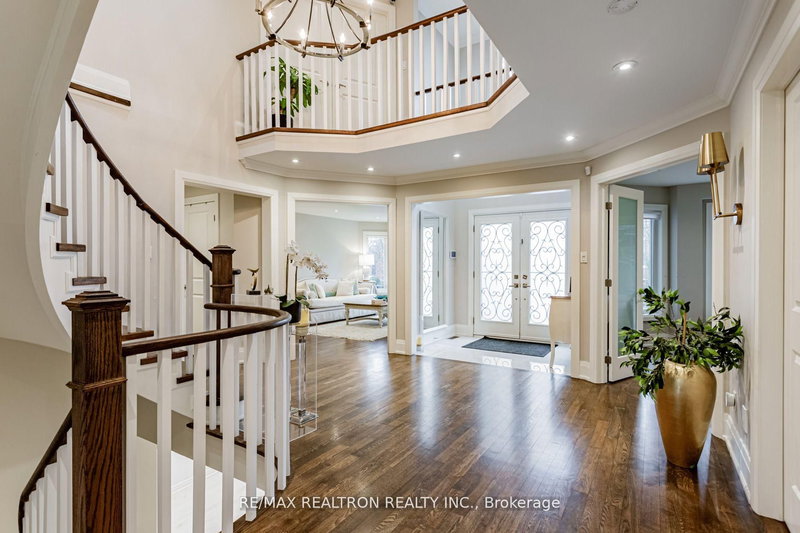442 Mill St, Richmond Hill, L4C 7X5 | Image 2