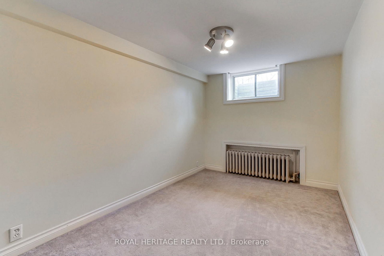 49 John Street E • Bradford West Gwillimbury, ON photo 39