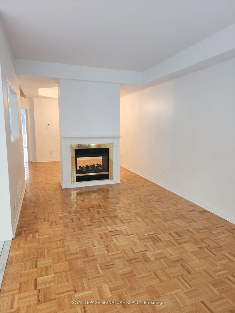 115 Blue Willow Dr, Vaughan, L4L 9E9 | Image 3