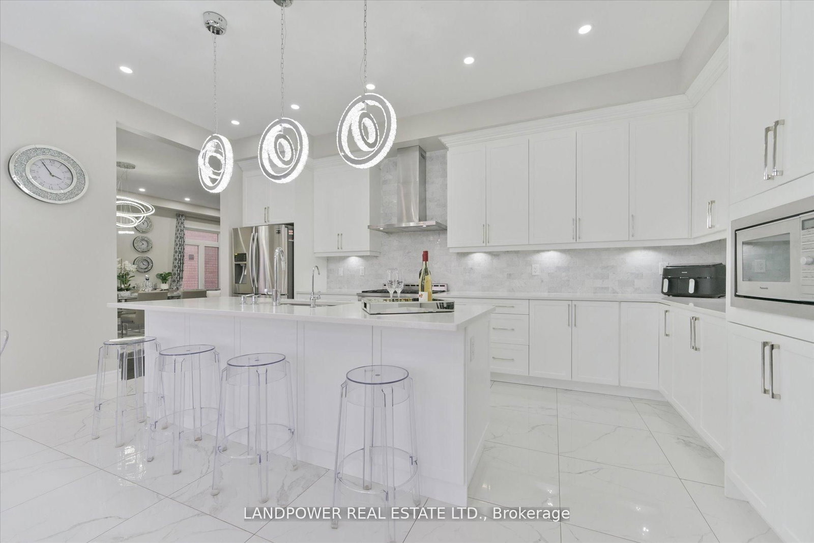 20 Tesla Crescent - Photo 16