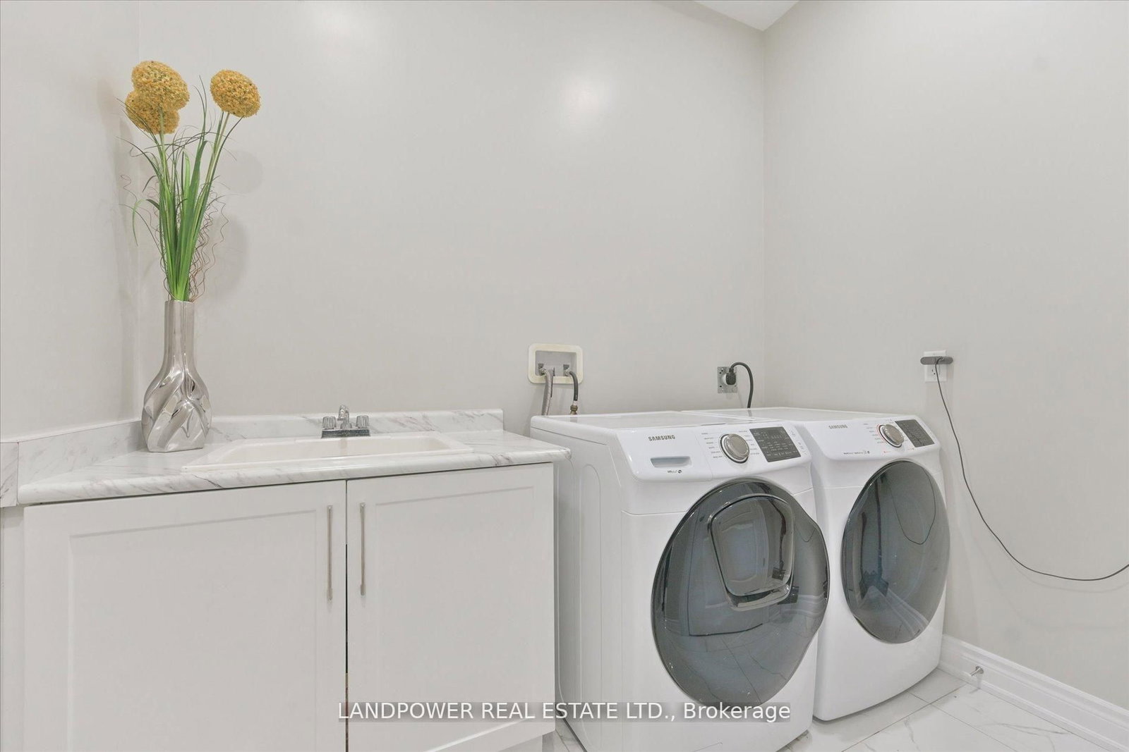 20 Tesla Crescent - Photo 22