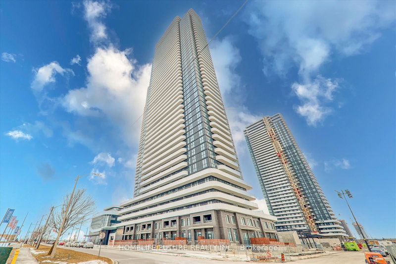 1501 - 195 Commerce St, Vaughan, L4K 5Z7 | Image 2