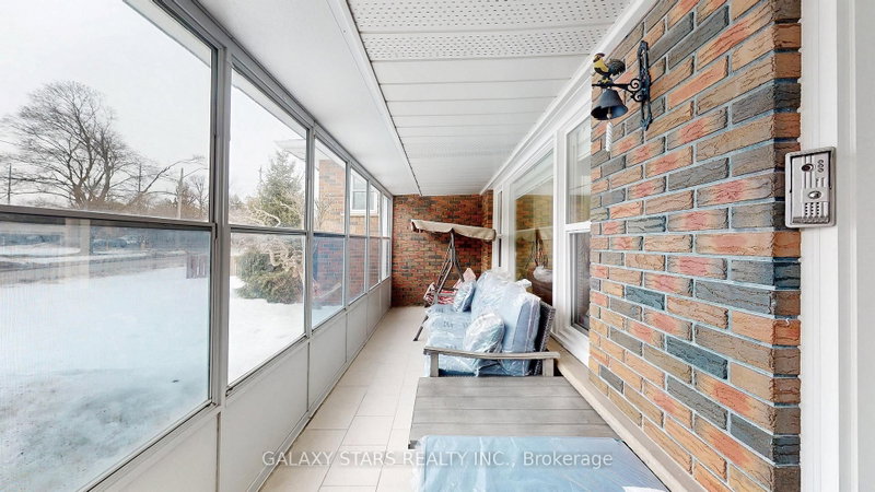296 Rupert Avenue