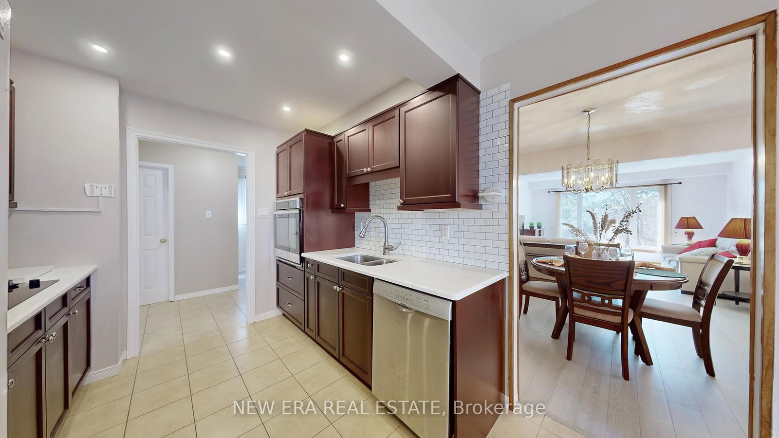 Detached House for sale at 100 Cherry Hills Road, Vaughan, Ontario, L4K 1M5 - Glen Shields - MLS: N12953258