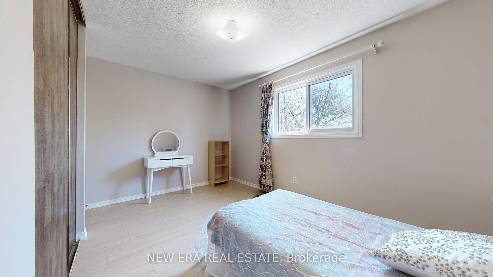 Detached House for sale at 100 Cherry Hills Road, Vaughan, Ontario, L4K 1M5 - Glen Shields - MLS: N12953258