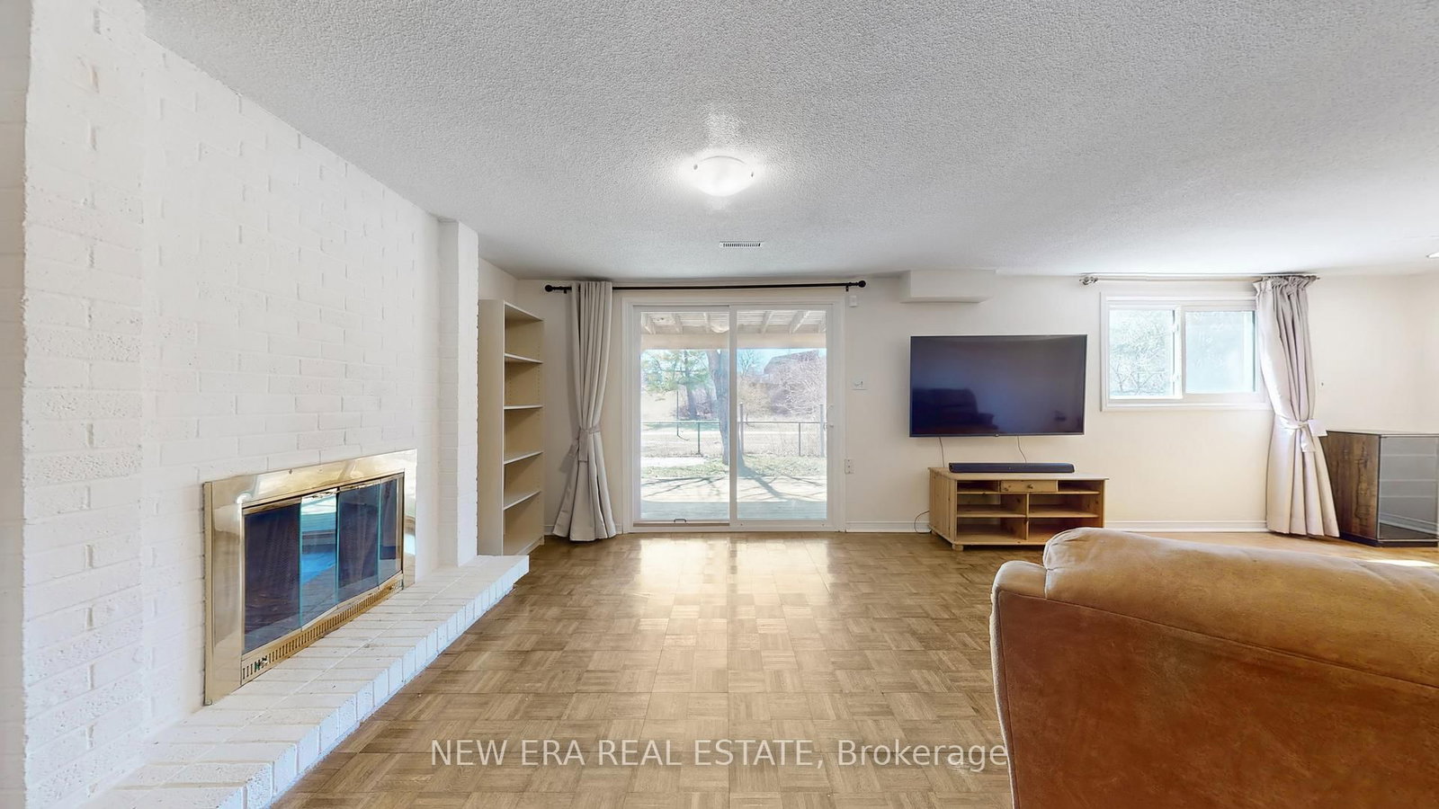 Detached House for sale at 100 Cherry Hills Road, Vaughan, Ontario, L4K 1M5 - Glen Shields - MLS: N12953258