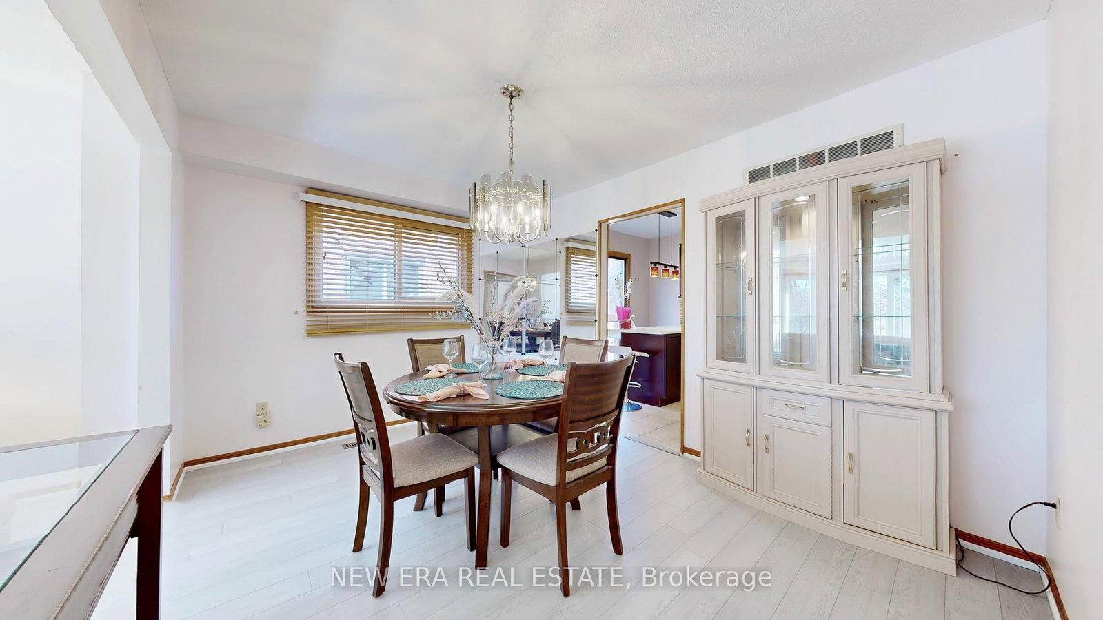 Detached House for sale at 100 Cherry Hills Road, Vaughan, Ontario, L4K 1M5 - Glen Shields - MLS: N12953258