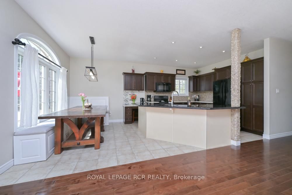 10 Fisher Drive • Adjala-Tosorontio, ON photo 11