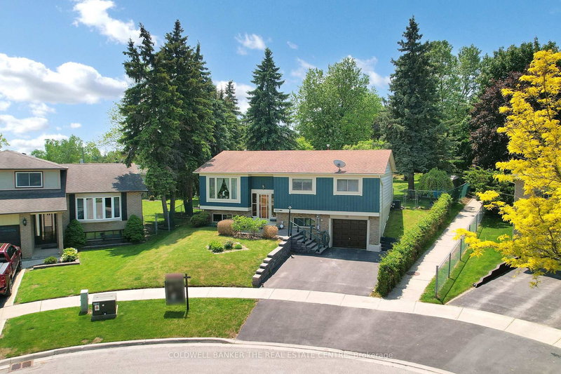 122 Valleyview Cres W, Bradford West Gwillimbury, L3Z 1S7 | Image 2