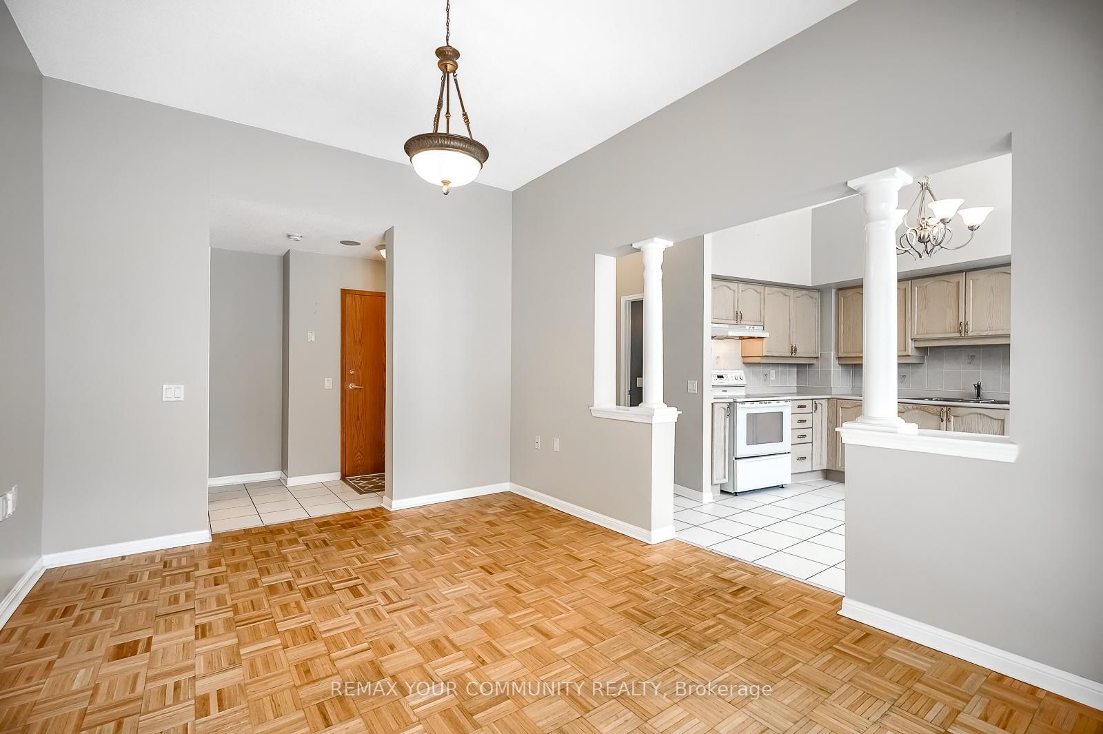 Condo for sale at 109-2502 Rutherford Road, Vaughan, Ontario, L4K 5N6 - Maple - MLS: N12953622